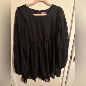 Me Ami by Francesca’s black long sleeve dress